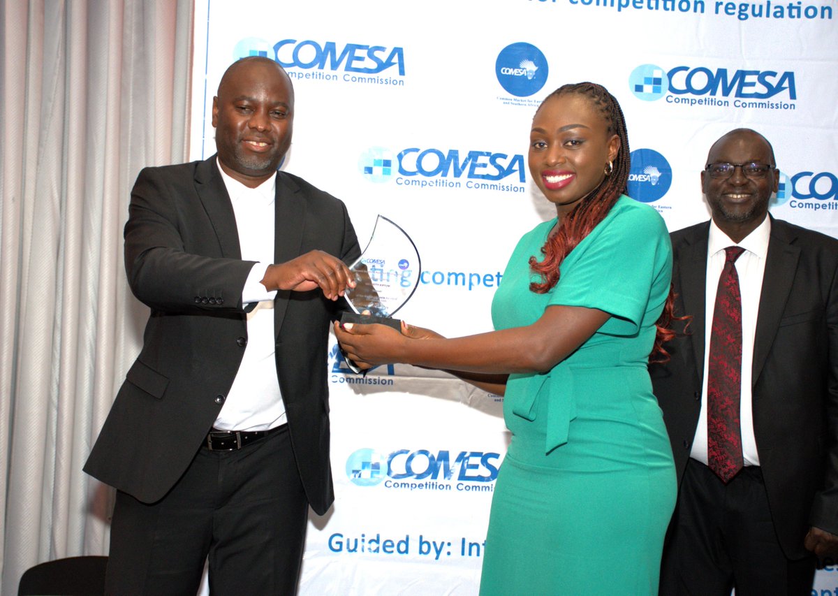 CCC_COMESA's tweet image. #CCCMediaAwards2025 #10October2025 
#Nairobi-#Kenya 

Ms Betty Kiptum of Kenya Broadcasting Corporation @KBCChannel1  was awarded the winner of the Television category of the #CCC 2nd Business Reporters Competition 2024/2025. The award was a product of the George Lipimile Award…