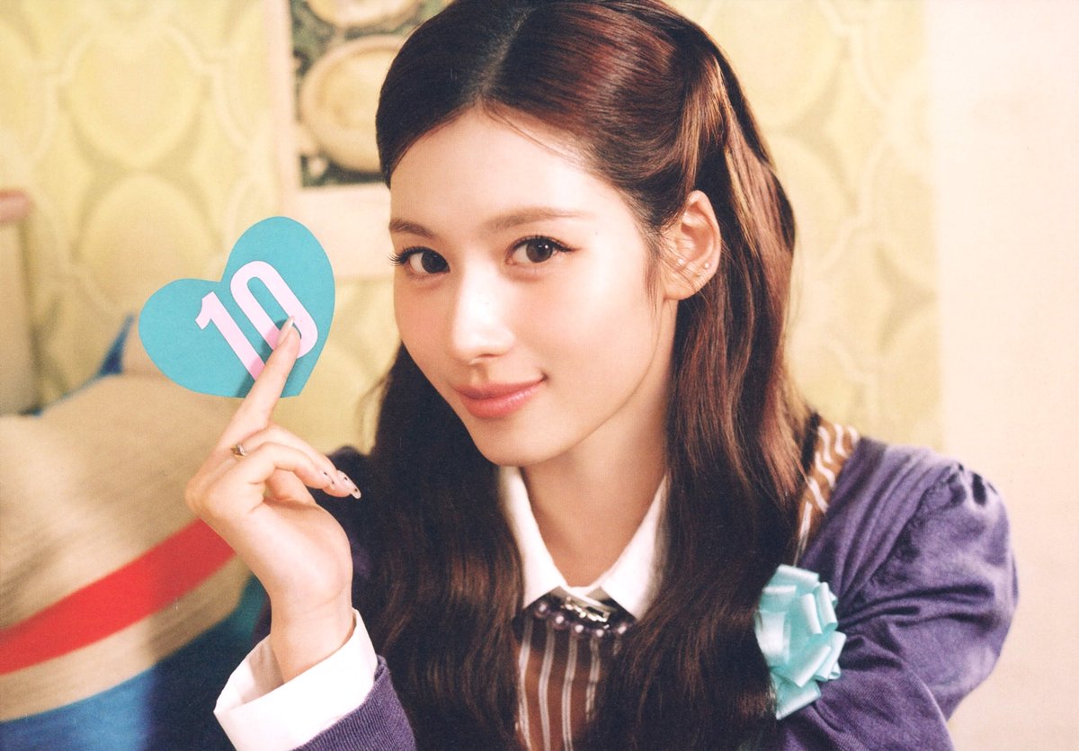 twice!10月20日ハイタッチ券 BAZ初回A【サナ】SANA Amazon.co.jp: twice サナ ハイタッチ券 トレカ fanfare
