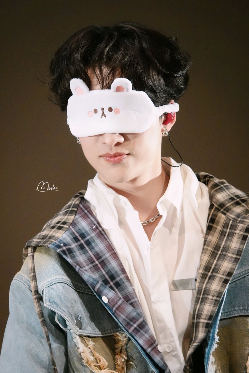 兎ちゃん

FALLING LOVE WITH NOEUL
#FALLinLove_Tokyo
#Noeulnuttarat #BoNoh 
#MagentaBoy