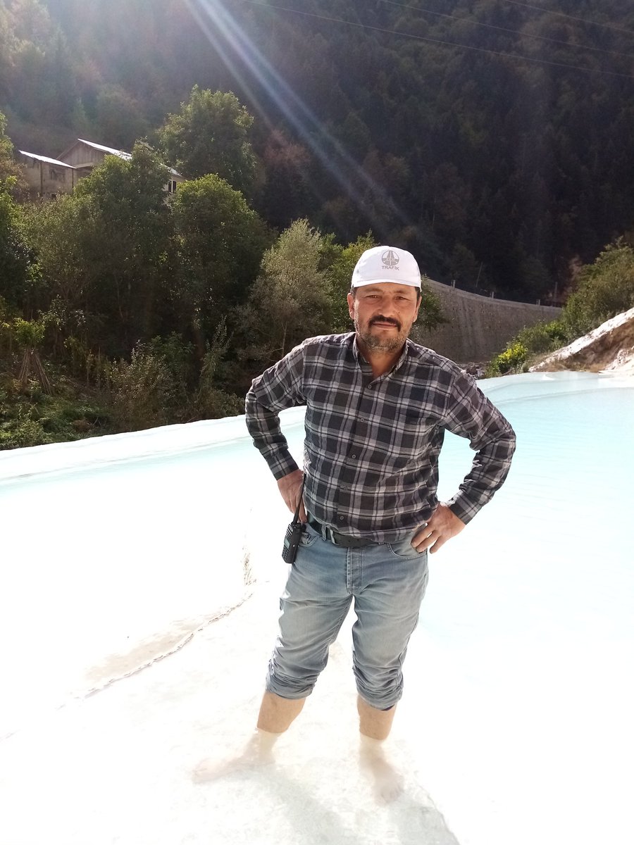 benjaminn100's tweet photo. Diyarbakır dan değerli arkadaşım, Trafikçi Yılmaz beyle, Kuzualan şelalesi ve Göksu Travertenleri gezdik https://t.co/2zo4bfhiDa