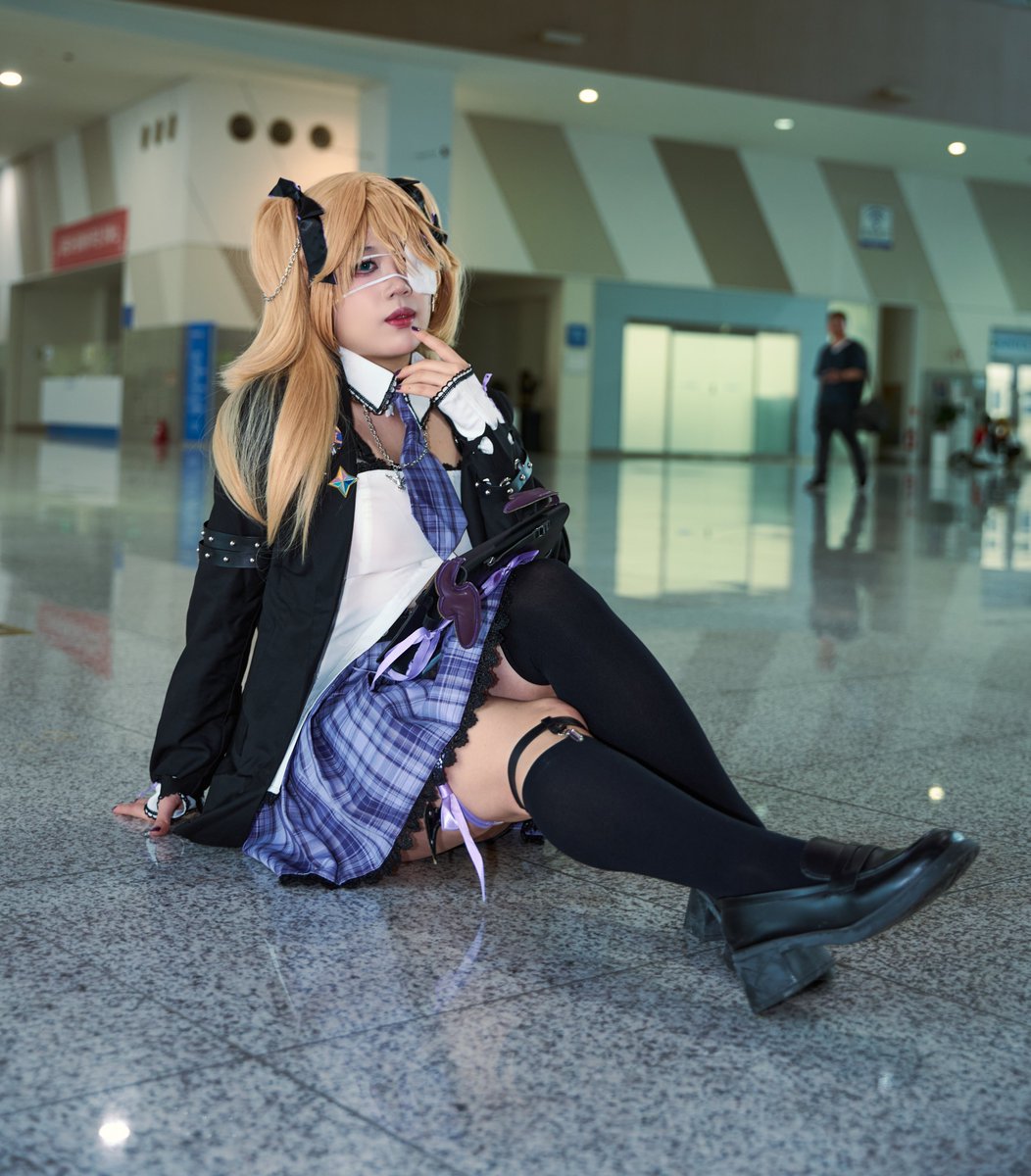 tkfrn12's tweet photo. m:  @Nightray_202

#Fischl #フィッシュル
#コスプレ #cos https://t.co/LljsXFTRqR