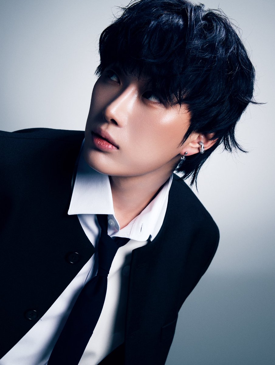 OmegaX_official's tweet photo. #SWAY
OX:N (오엑스엔) 
JAPAN 1st SINGLE ALBUM [SWAY]

CONCEPT PHOTO 1 

💨 [SWAY] Release 2025.10.23

#OX_N #오엑스엔 #OMEGA_X #오메가엑스 #SWAY 
#재한 #JAEHAN
@OmegaX_jp https://t.co/t8maj6U8nk