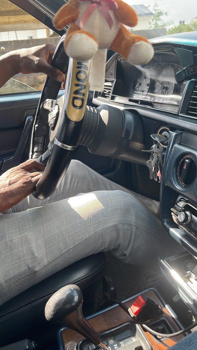 iamElderson's tweet image. I booked a ride today in Uyo, and see who @boltapp sent to me. E reach my turn bolt sent me this.  @MercedesBenz please retrieve these cars 

#BBNaija #Burnaboy #Limca #NnamdiKanu