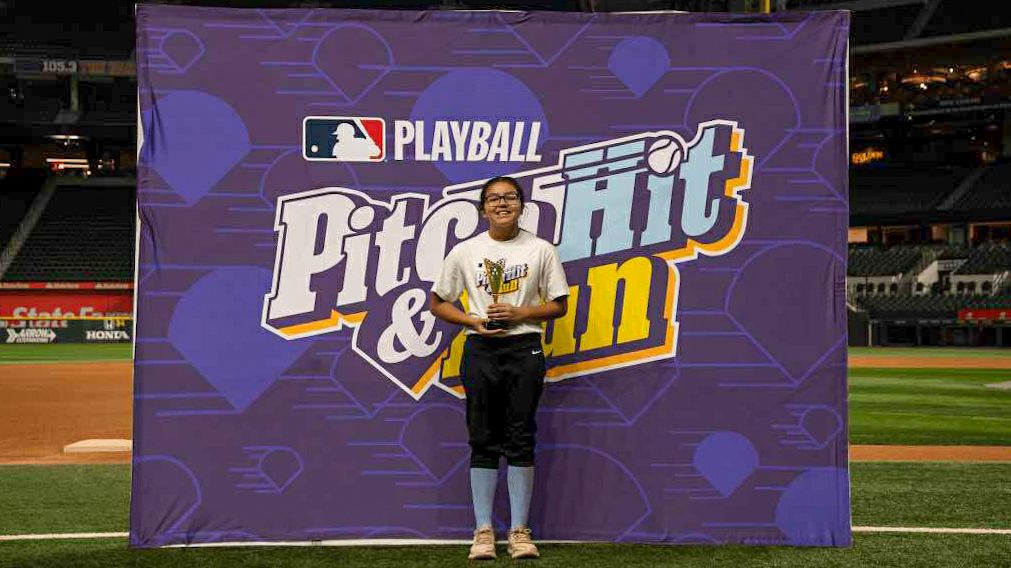 ndnsports's tweet image. Congrats to 10 year old Anna Kelly (Mvskoke), who competed in the MLB Pitch, Hit, &amp;amp; Run Competition in Arlington, TX and won her division (9/10 year old) for Softball. Now, she will be go to the MLB World Series between Oct. 24-26 to compete in the finals.
#NativePreps #Mvskoke