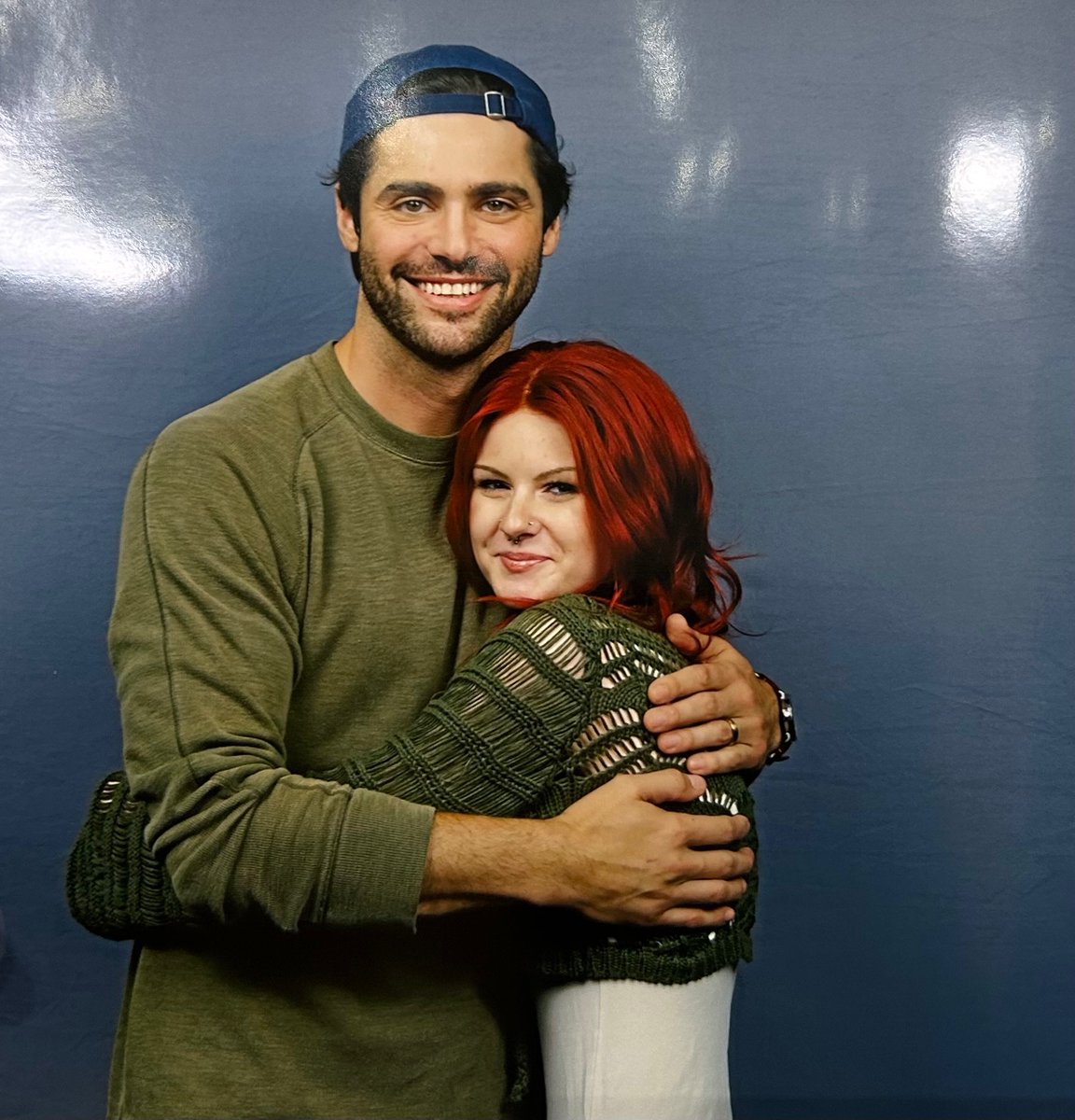sophdeanism's tweet image. girl who just got to hug her favourite shadowhunters #CCS #comicconscotland