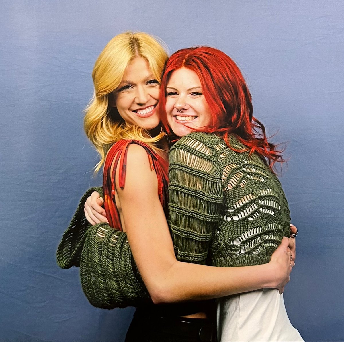 sophdeanism's tweet image. girl who just got to hug her favourite shadowhunters #CCS #comicconscotland