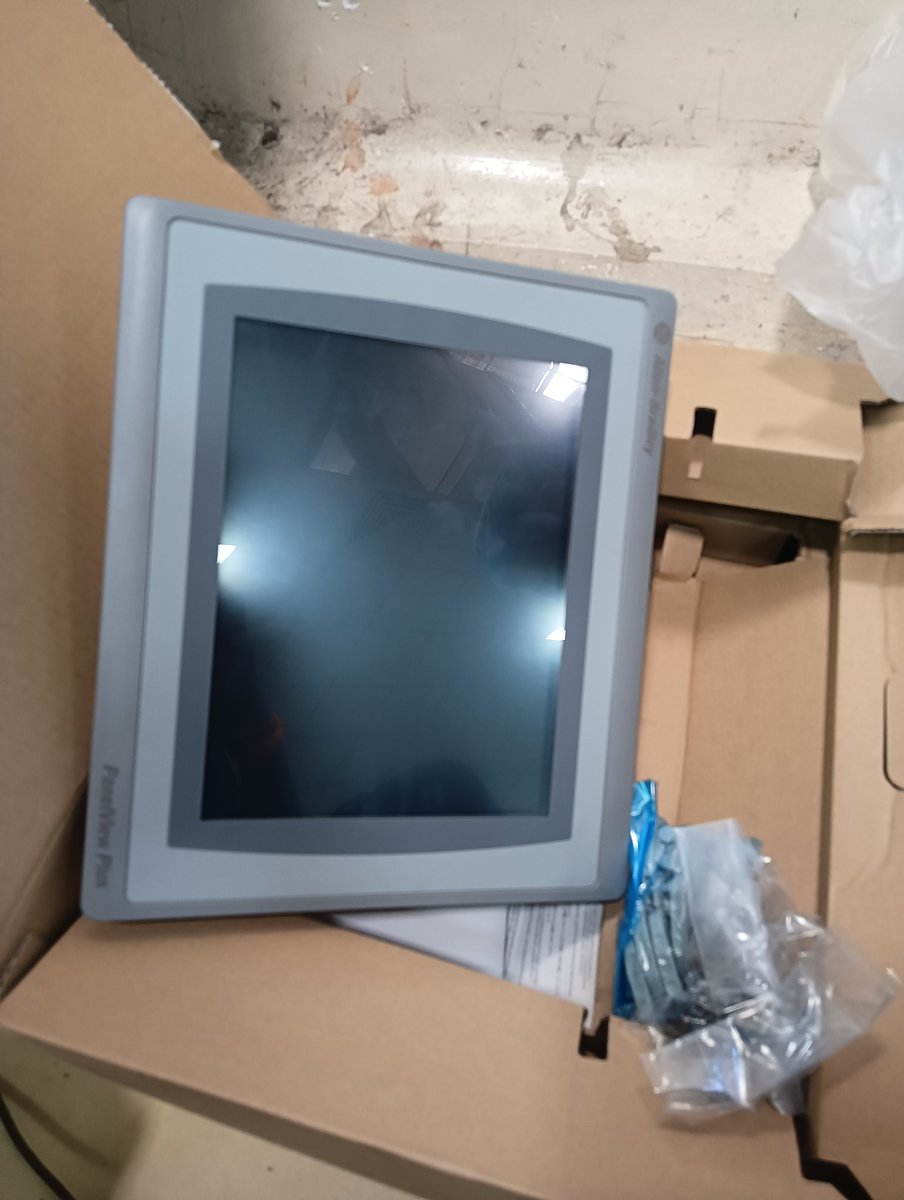 Sudark_Tech's tweet image. Panel View Plus Standard HMI
#hmi #Humanmachineinterface #rockwellautomation #automation #panelviewplushmi #allenbradley #industrialautomation