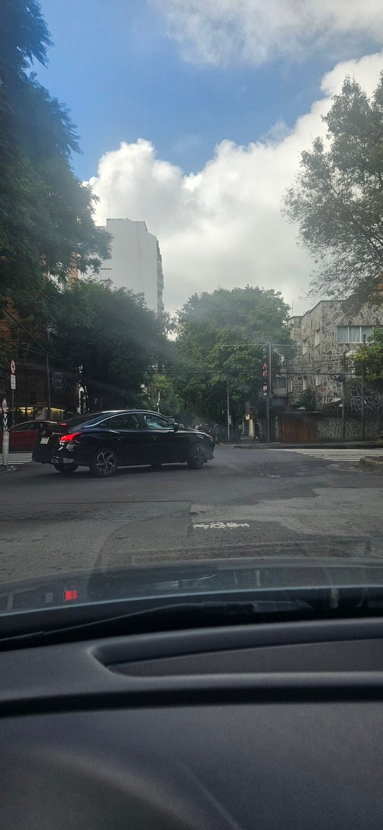 RAFAEL AVILES (@rafifiu76) on Twitter photo Buenos días señores desde ayer no sirven los semáforos de ejército nacional Cruce del lago tanganika que se convierte en galileo es un rollo pasar ahí es muy peligroso <a href="/UCS_GCDMX/">Unidad de Contacto del Secretario SSC CDMX</a> <a href="/AlcaldiaMHmx/">Alcaldía Miguel Hidalgo</a> <a href="/SSC_CDMX/">SSC CDMX</a> Buenos días señores desde ayer no sirven los semáforos de ejército nacional Cruce del lago tanganika que se convierte en galileo es un rollo pasar ahí es muy peligroso <a href="/UCS_GCDMX/">Unidad de Contacto del Secretario SSC CDMX</a> <a href="/AlcaldiaMHmx/">Alcaldía Miguel Hidalgo</a> <a href="/SSC_CDMX/">SSC CDMX</a>
