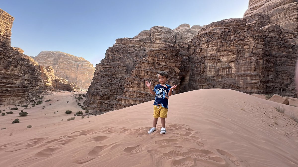 turgutalpboyraz's tweet photo. Everybody loves Jordan — including my son :)
#WadiRum #VisitJordan #ExploreJordan #JordanDesert #ValleyOfTheMoon #TravelJordan #DiscoverJordan https://t.co/fzhQCVtxlI