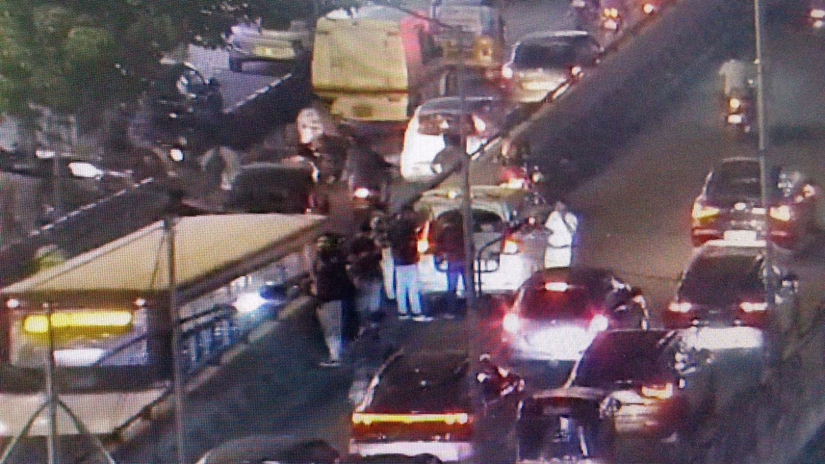 HYDTP's tweet image. #HYDTPinfo
#TrafficAlert
A vehicle has broken down on Panjagutta flyover towards NFCL. Traffic police are present at the scene. Vehicle movement is slow—commuters are advised to use alternate routes if possible.
#TrafficUpdate