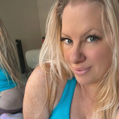 Bay’s Holes tweet media