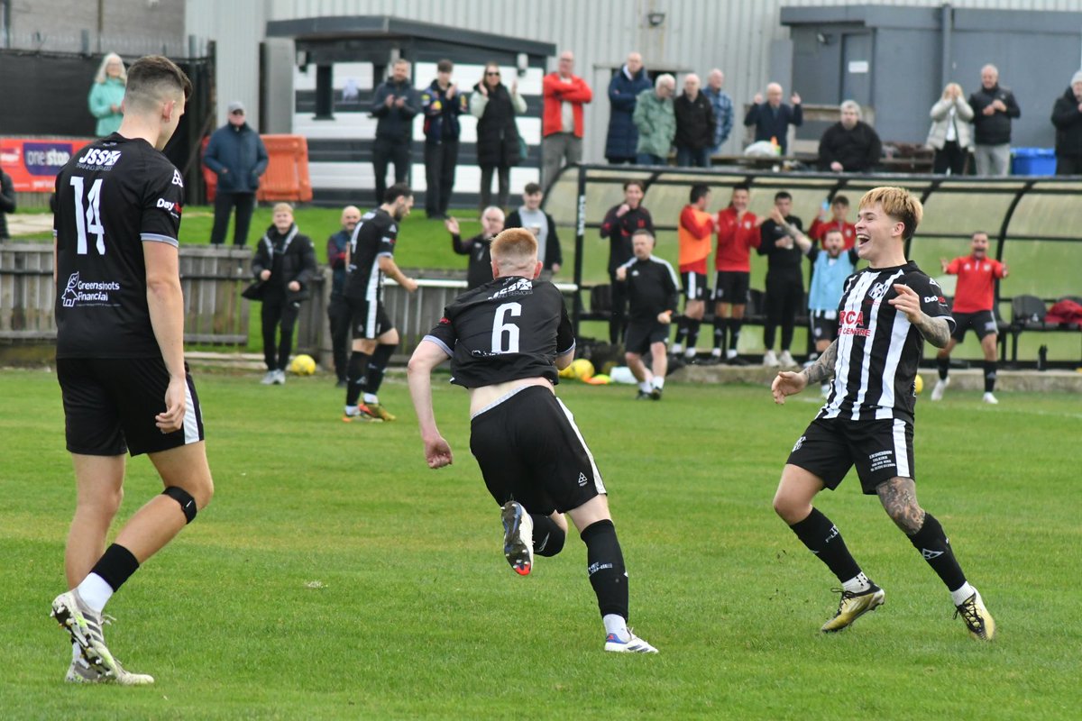 All even at Beechwood Park again in The The <a href="/SouthChallenge/">FinestCarMats.co.uk South Challenge Cup</a> Cup for <a href="/TheFulshie/">Stoneyburn Football Club</a>  🆚️ <a href="/GlencairnFC/">Rutherglen Glencairn FC</a>🖤🤍🖤
#footyadventures #scottishfootball #groundhopping