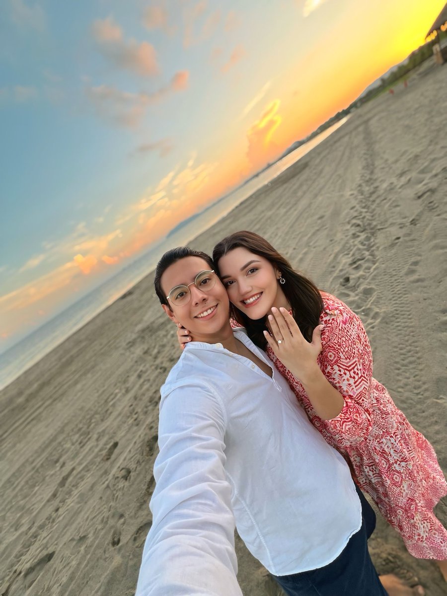 Carmen Flores tweet media