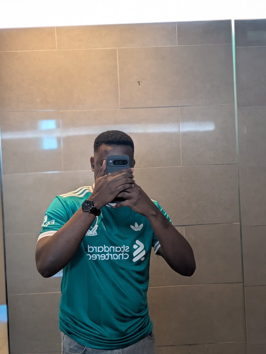 LyMo🇹🇿 tweet media