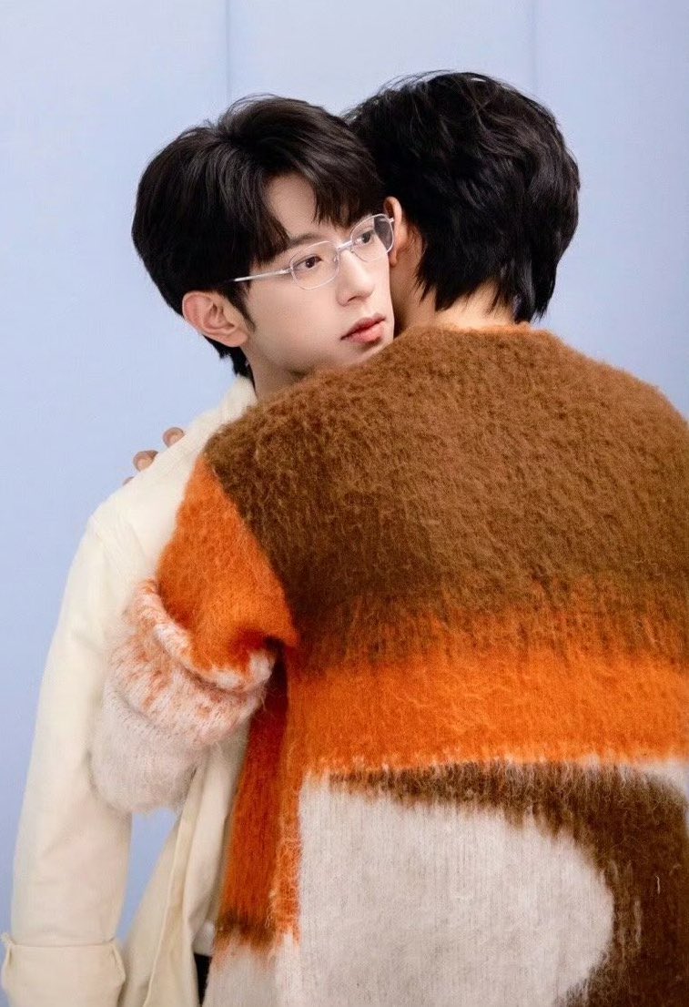 greqntea's tweet image. Need side story of langtu 😭😭😭😭