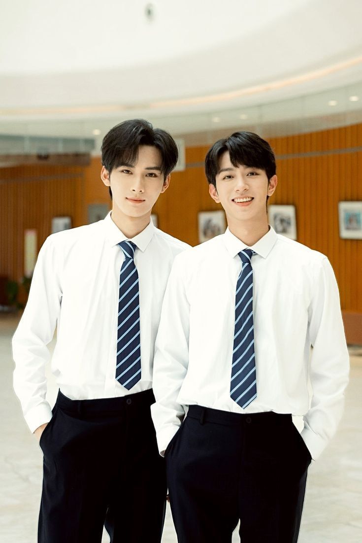 greqntea's tweet image. Need side story of langtu 😭😭😭😭