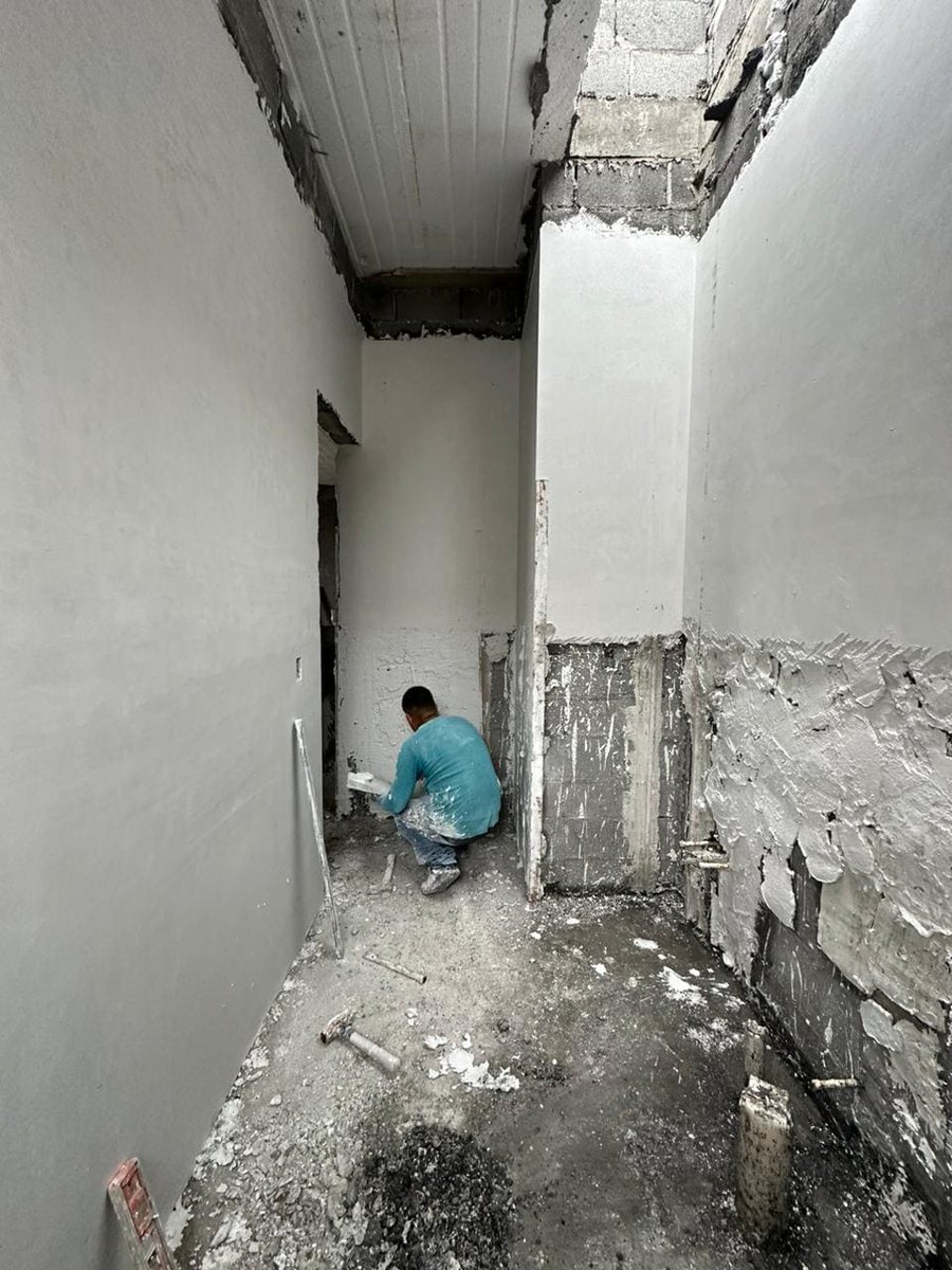 CivilGeeks's tweet photo. 🧱 ¿Buscas mejorar tus acabados interiores y reducir tiempos de obra?
📘 Descárgalo aquí👉 https://t.co/OHBCZ2TnKg
📚 Manual de Construcción con Yeso.
#Yeso #Construccion #Arquitectura #IngenieriaCivil #MaterialesDeConstruccion #CivilGeeks #ObraFina https://t.co/JuL725kRcA