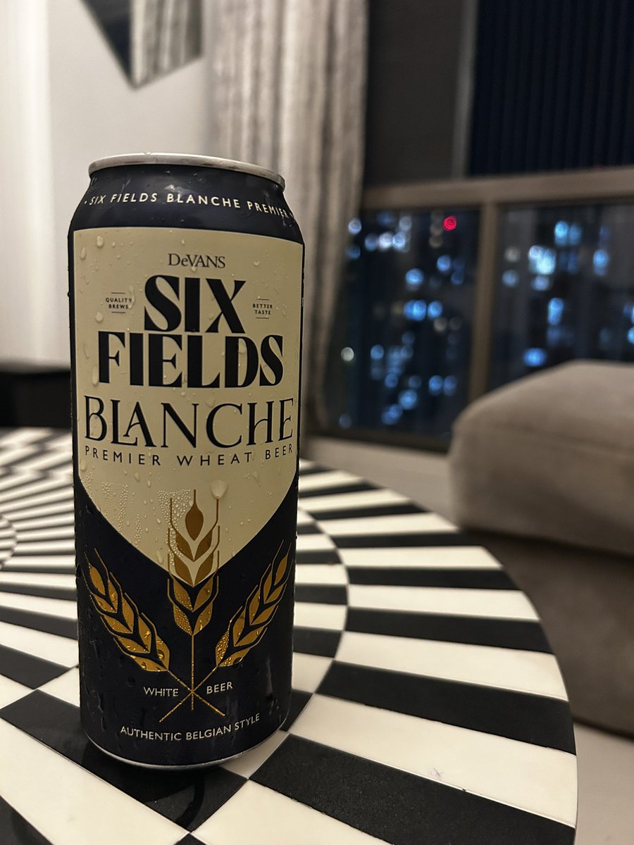 Chillin’ with a chilled one. 
Happy weekend guys! 🫠