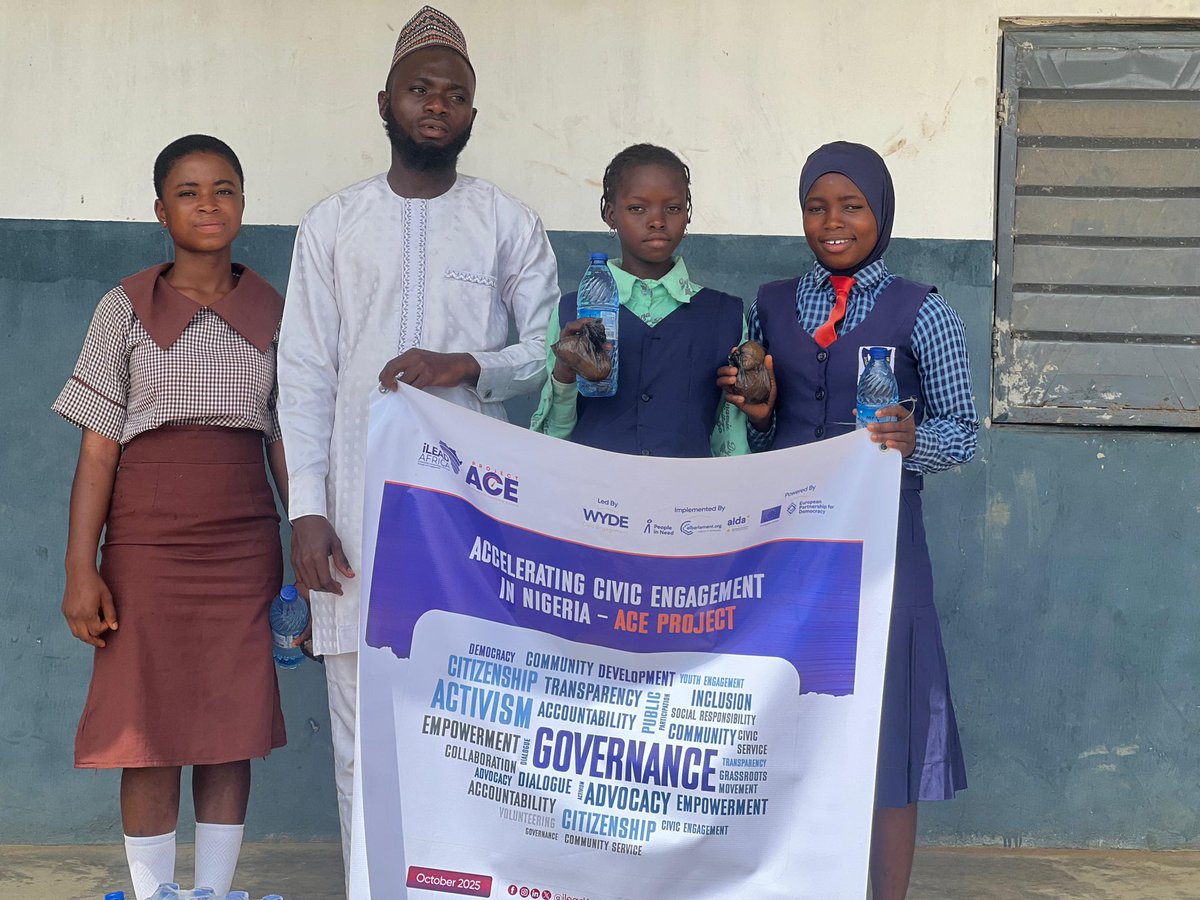 ilead4africa's tweet image. In honor of the #InternationalDayoftheGirlChild, Our #ProjectACEFellows, @ayo_adegbenro led training in Oyo State, empowering girls in leadership, advocacy, & civic engagement. Advancing inclusive democracy & amplifying young women’s voices in Nigeria.
#iLeadAfrica #ACEinNG