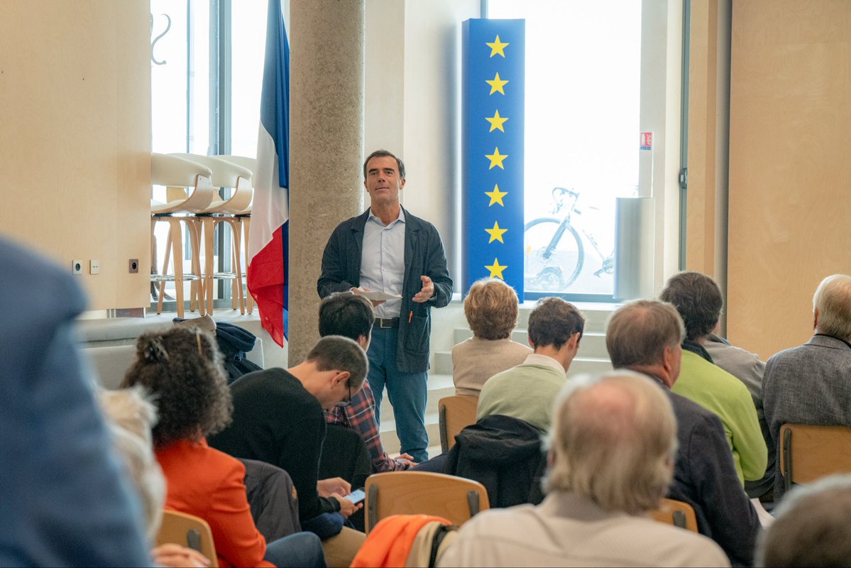 maudgatel's tweet image. 18 mois de travail fondé sur la consultation des Parisiens #Parisespresso, l’écoute des forces vives sur les sujets du quotidien #Assisesparisiennes et la réunion des cercles experts présentés au conseil du @MoDem_Paris. 
Merci à tous ceux qui contribué au projet pour Paris.