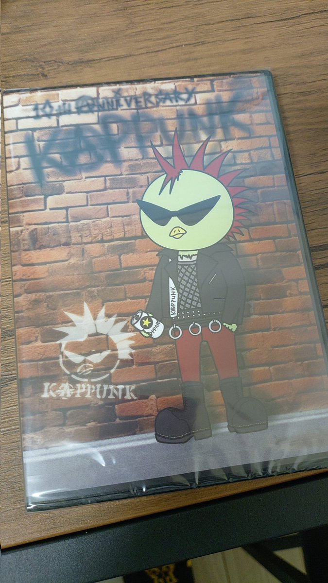 カッパンクのDVD配布は今年でラストとのこと！
そして今年も作品を収めさせていただきました🙏Ｃの動画と、EXTINCT GOVERNMENTの動画の編集をちょろっとお手伝いさせていただいております！
ぜひ手に入れてカッパンク終わったあとにじっくり見てくださいませ🙇‍♂️