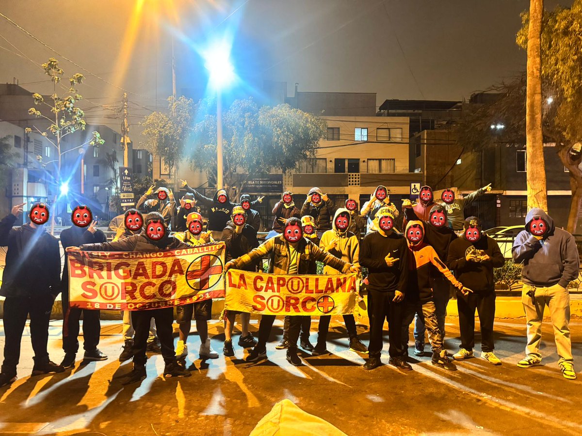 Dejando todo listo para nuestro aniversario 
Se viene un año más del grupo histórico de la TRINCHERA NORTE
🧨🧨🎆🎆🎆🧨🎇🎇🧨🧨

BRIGADA U SURCO
Rumbo a los 34 de pasión!
LA BANDA D RUKELY