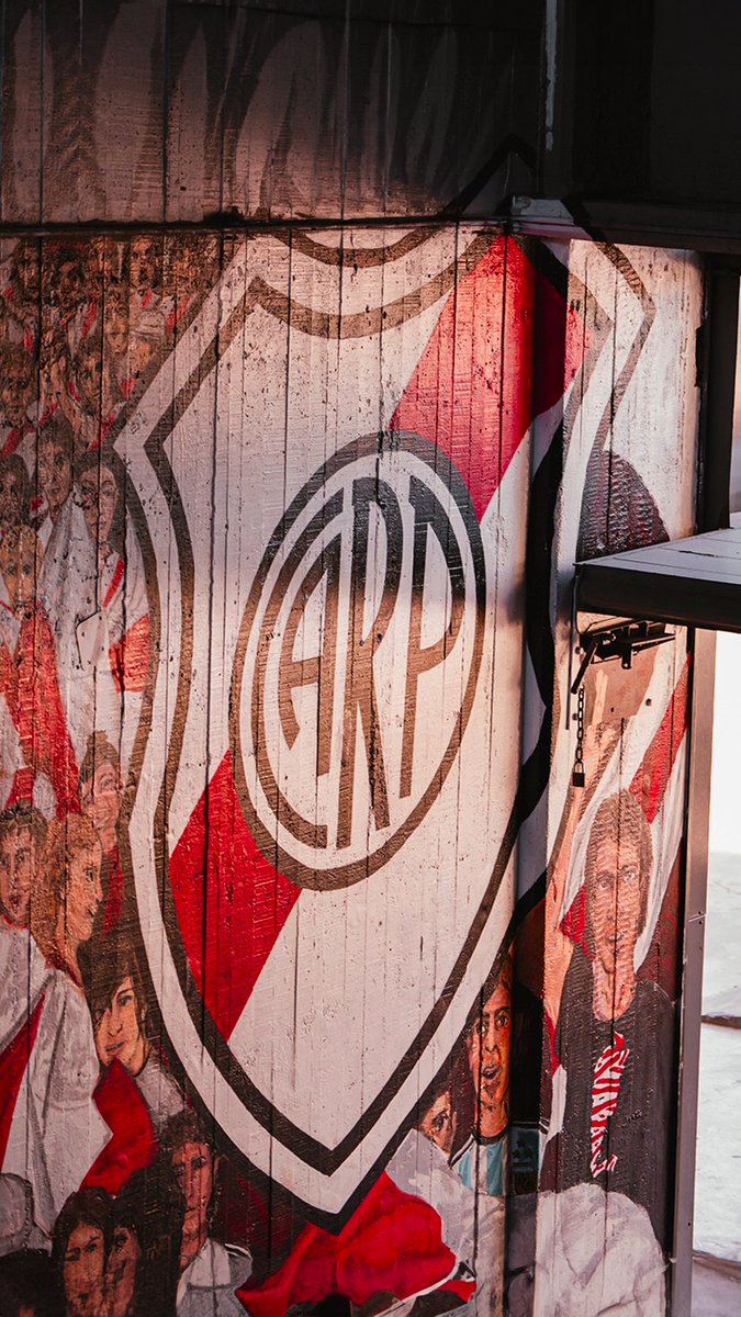 Ramonista_'s tweet photo. La perfección hecha escudo. https://t.co/Gghw1c4oZA