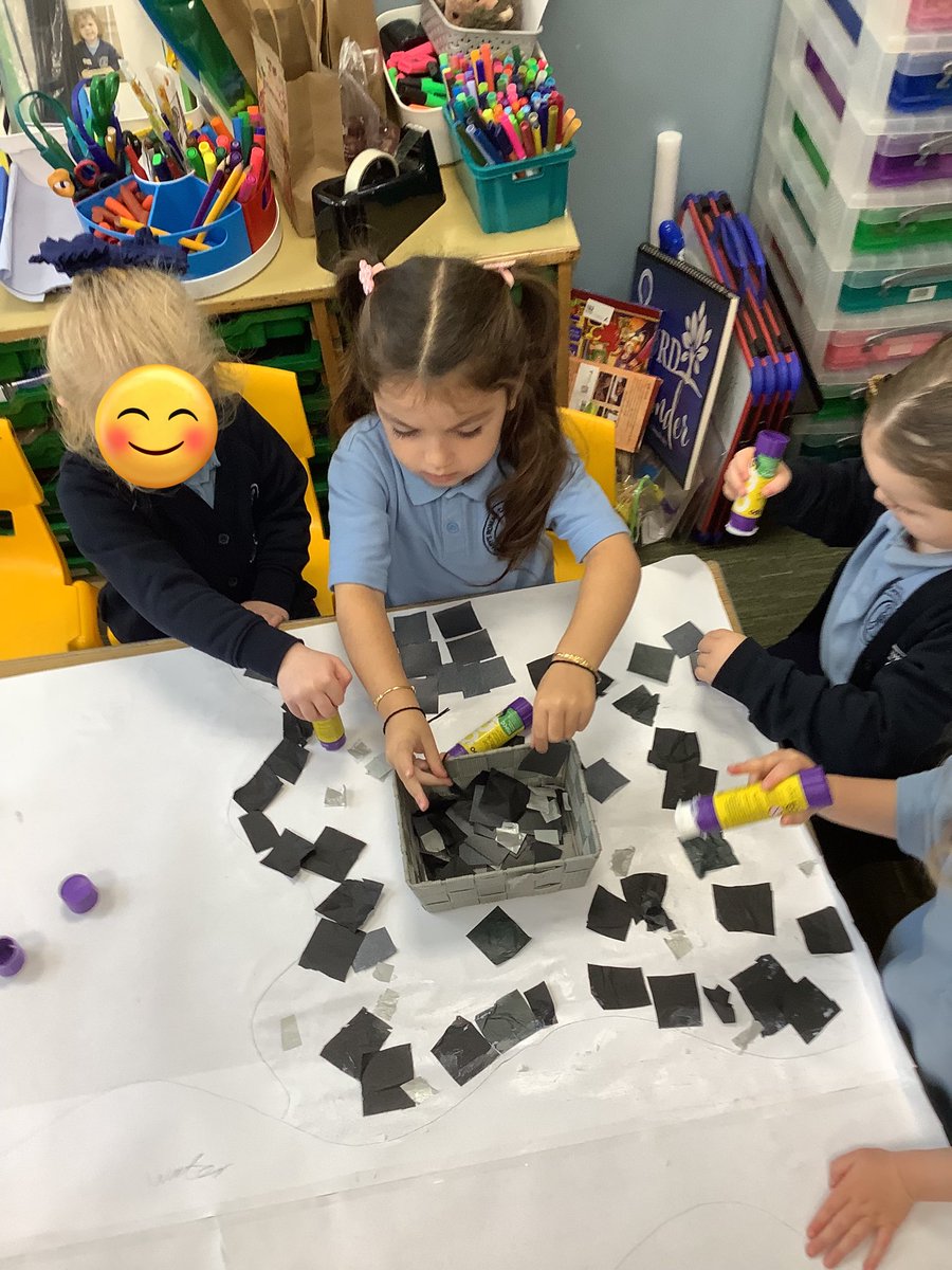 Mrs__Edge's tweet photo. We have all been busy exploring media to create a collage of God’s creation. #stmarysradclifffeRELIGION #stmarysradcliffeEYFS @StMarysRCRad https://t.co/qqIzGzhFei