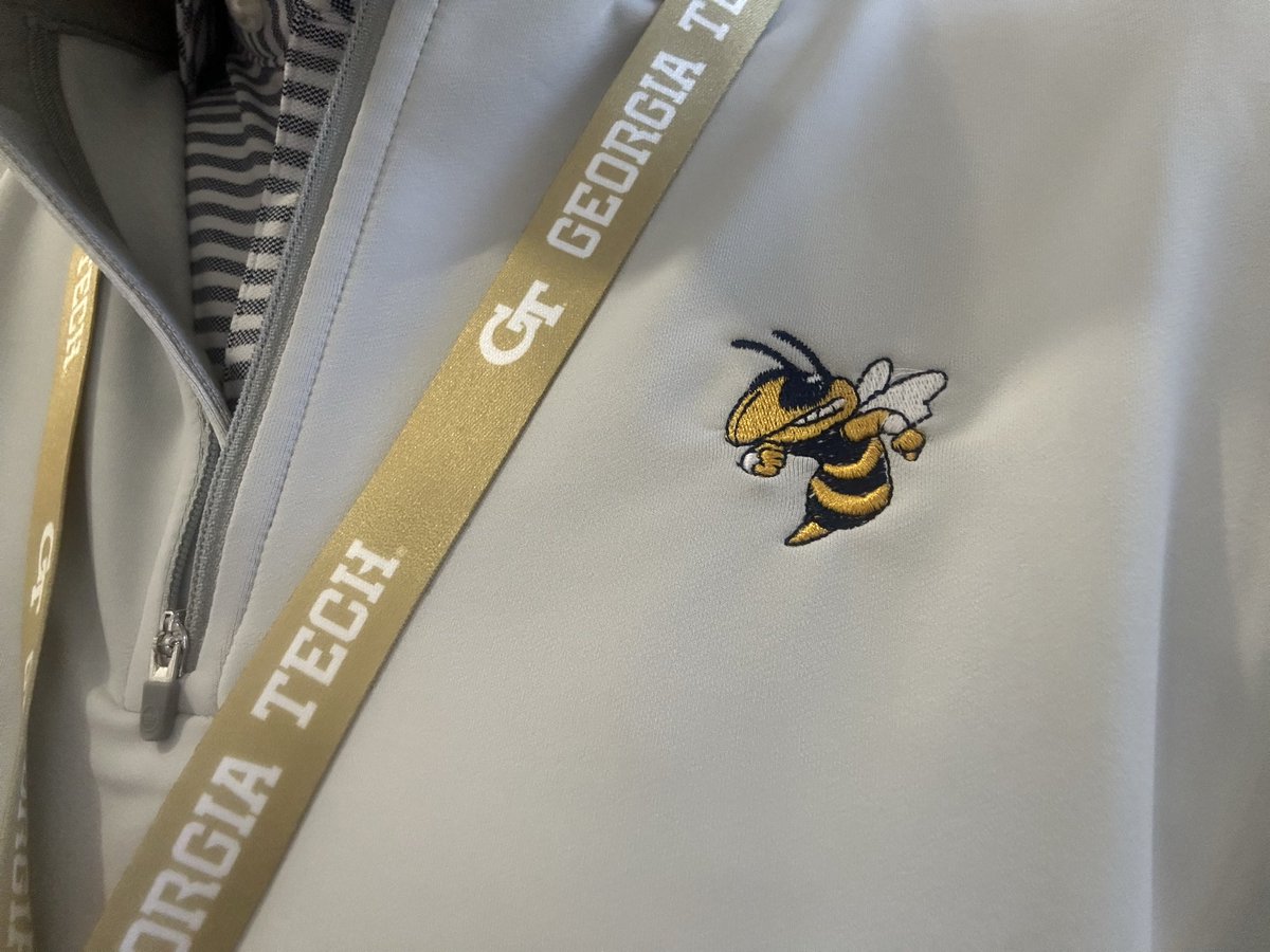 brentjones4's tweet image. BUZZ DAY! 🐝 #StingEm