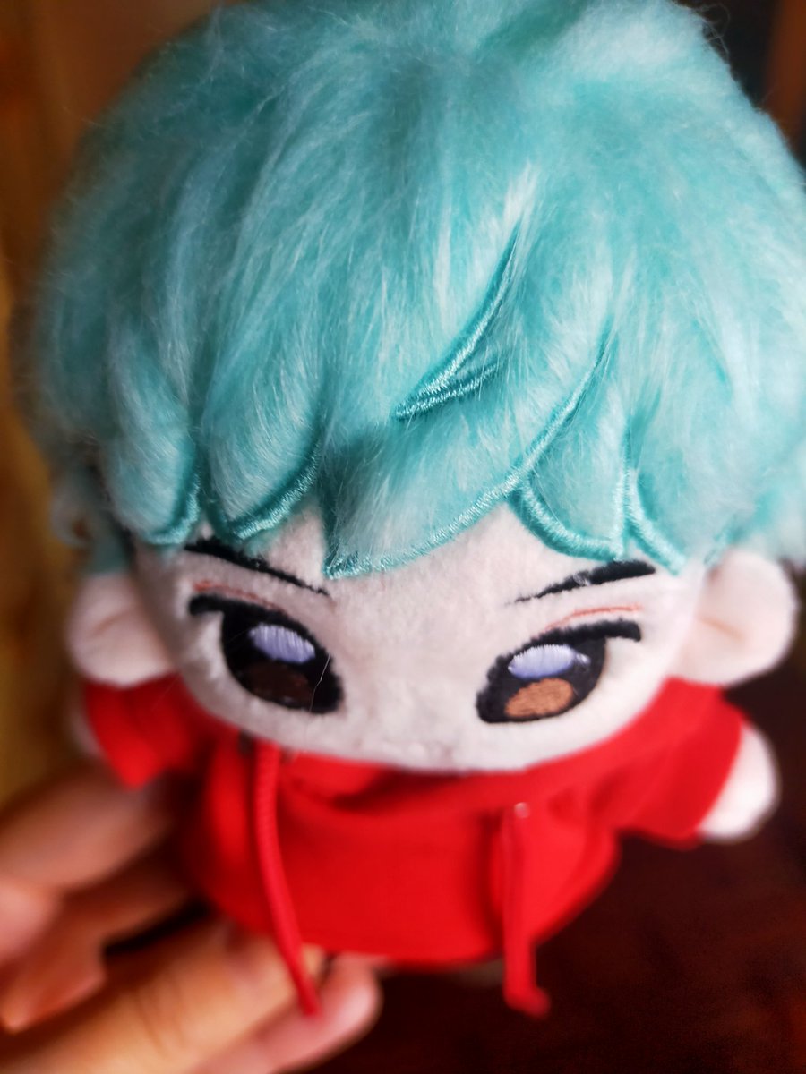 In love with my new plush 😭💙
#TOP #choiseunghyun #ttt #tttop #BIGBANG #tabi
