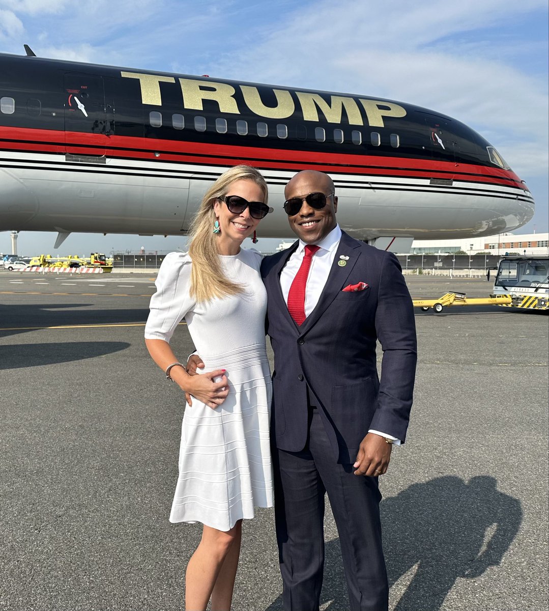 WesleyHuntTX's tweet image. America First Always 🇺🇸
Have a great weekend America!