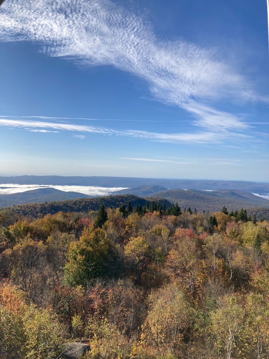 3octaves's tweet photo. Happy #swlm month from Hadley Mountain in the gorgeous Adirondacks! https://t.co/Fnk5KRYjHF