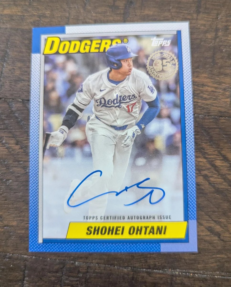 The Collectibles Guru tweet media