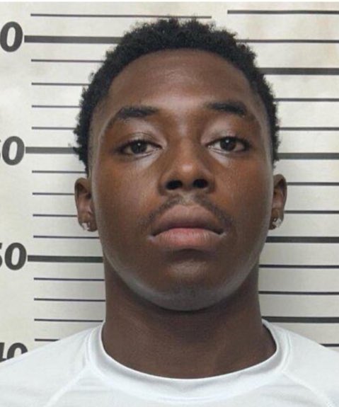 MattWallace888's tweet image. A MASS SHOOTING JUST HAPPENED THIS MORNING IN A SMALL MISSISSIPPI TOWN ⚠️

Notice how you will not find almost anywhere in the media that the suspect is a black man‼️

Even as a manhunt is underway for him, they still care more about not sounding racist than helping the police!