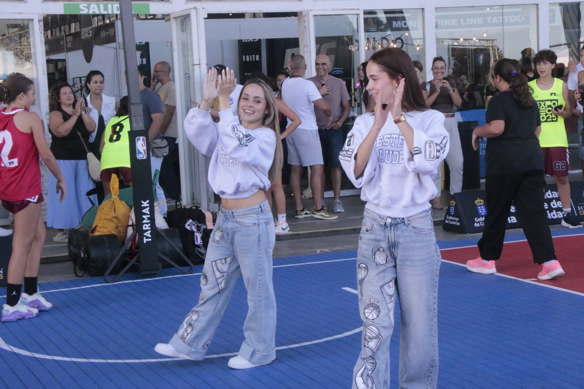 FundacionCBC's tweet photo. 🏀Dancers CBC nos puso a bailar en la pasada edición de #EXPODECA
🙏Nuestro agradecimiento por la asistencia y por ayudarnos a dinamizar el programa de actividades
@recintoferialtf @CB1939Canarias @DXTenerife @CabildoTenerife @IdecoGestion @PresiCan @Deportecanario https://t.co/eRBfpTahxW