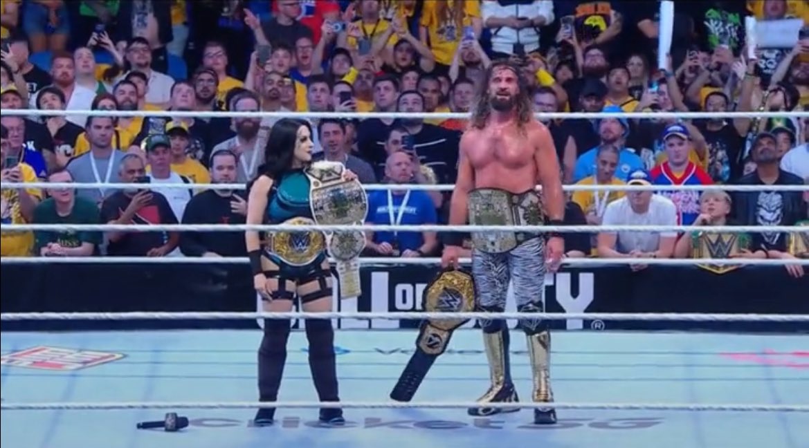 BASINGSEGRAPS's tweet image. Stephanie’s new belt is bigger than she is 😭 

#WWECrownJewel