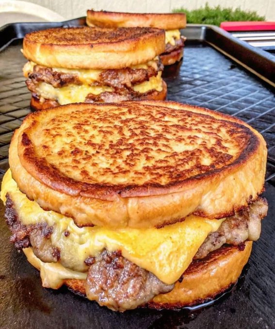 FoodPleaser's tweet image. 