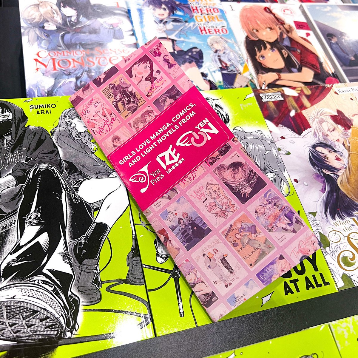 yenpress's tweet image. Happy National Coming Out Day! 🏳️‍🌈🩷🤍🧡

If you&apos;re attending #NYCC this week, make sure to stop by Yen Press Booth 2753 to increase your BL and GL reading stock with tons of your favorite Yen Press titles!

Who knows, maybe you&apos;ll even find your next fav read 👀