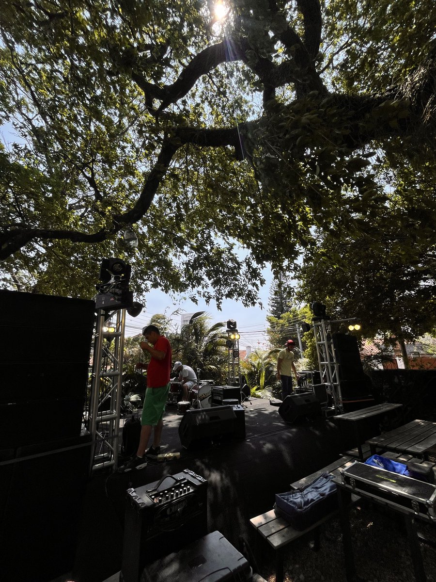 Que el viento los traiga a las 8:30pm 🧢
ENTRADAS SOLO EN PUERTA muchachxs
📍Madera Urbarí junto a <a href="/torkuatosmusic/">Torkuatos</a>