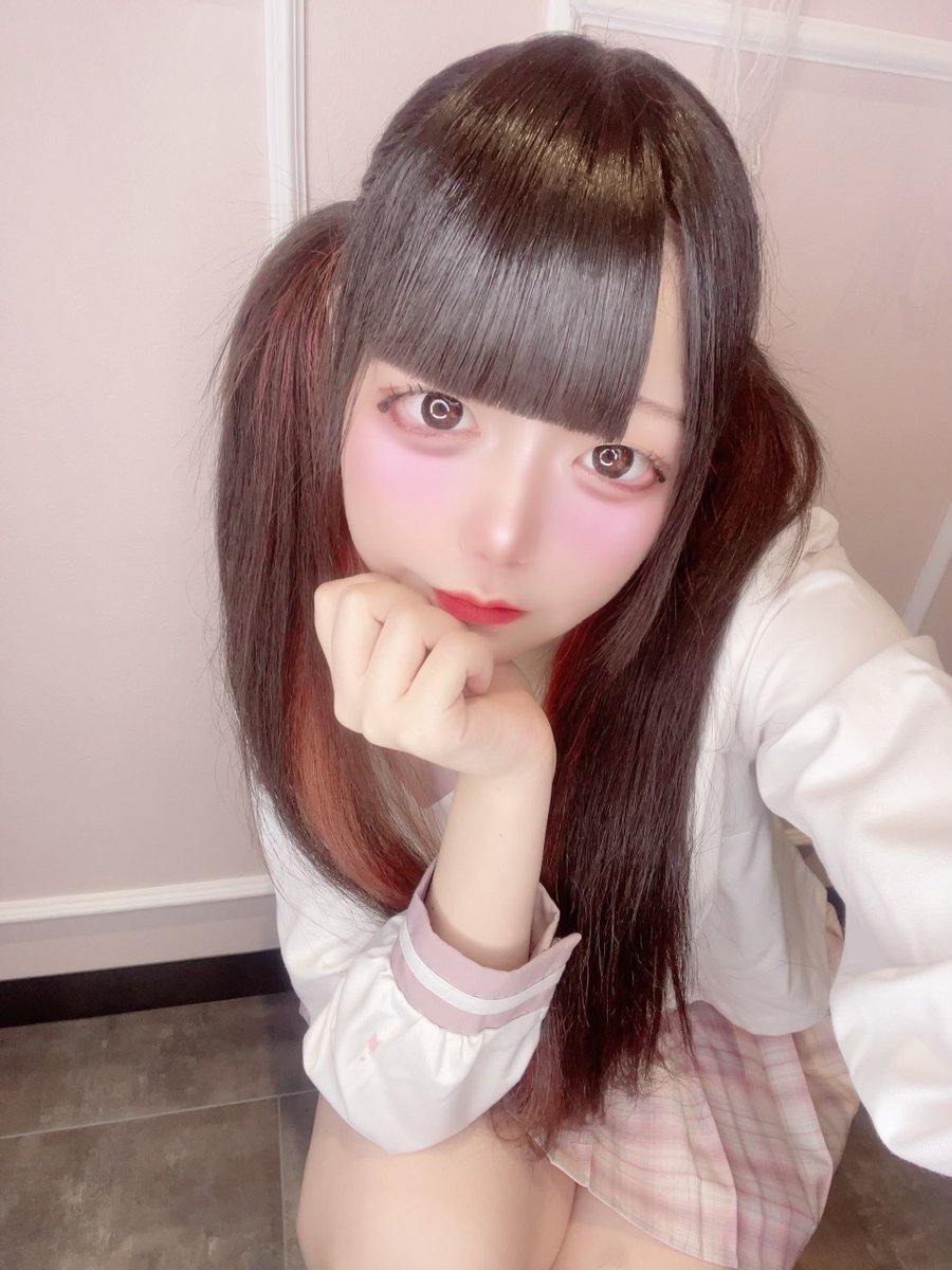 ichigo_pfosk's tweet image. ろぐあう！！！きょもわいわい楽しかった！！笑いすぎて口角痛かった^_^ドリンク、ショット、フード、指名ありがとう🥺🎶つぎは13にち！！！17じから^_-☆ #自撮り界隈  #地雷女 #地雷系女子  #コンカフェ嬢 #大阪 #ミナミ #日本橋 #日本橋コンカフェ