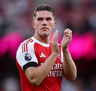 TheArsenalMind's tweet photo. Wearing the No 14 shirt at Arsenal is heavy. Gyökeres has the physicality and mentality to carry it, he just needs time to adapt to Premier League defenders. I am backing him. https://t.co/y06TR21YQT