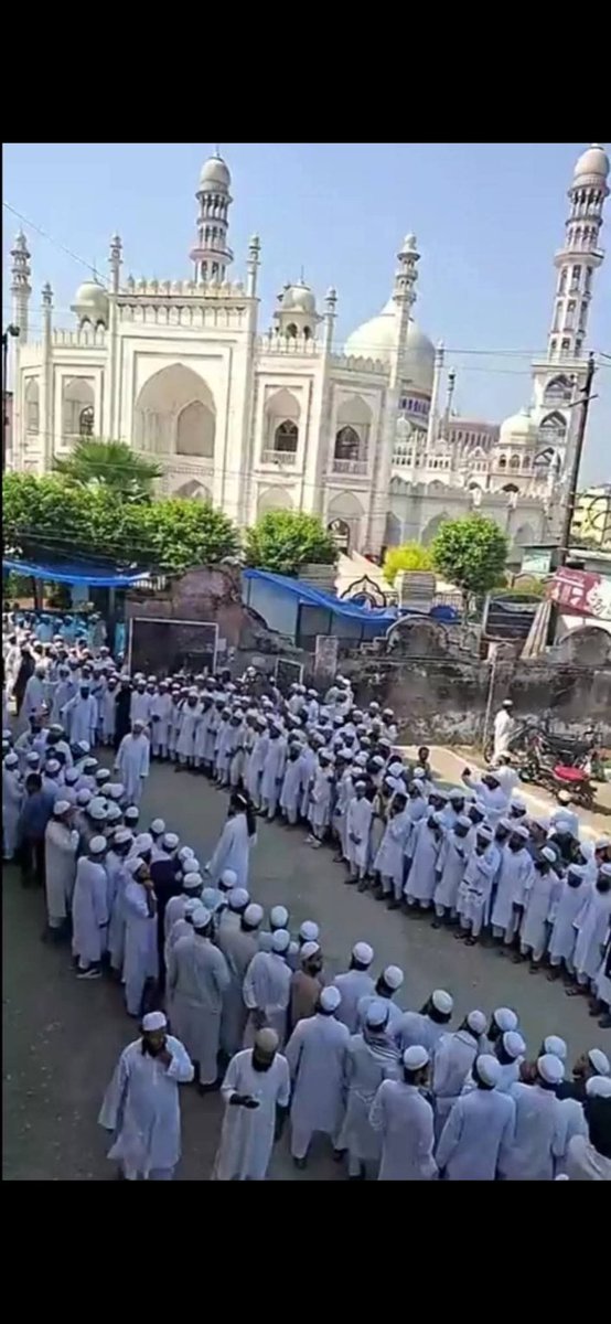ددارالعلوم دیوبند، نه بلکی دټولو اسلامی ممالکو دمسلمانانوعموما اودعلماؤ طالب العلمانوخصوصا له امارت اسلامی سره معنوی تعلق ده دمعنوی تعلق پریکون ډیرسخت اوجوړښت سخت قوی وی. دوی پوهیږی چی دایوازینی خلګ دی چی دوینوپه تویدلویی نیظام اسلامی حاکم کړل. خکه موقدرفیزنی.