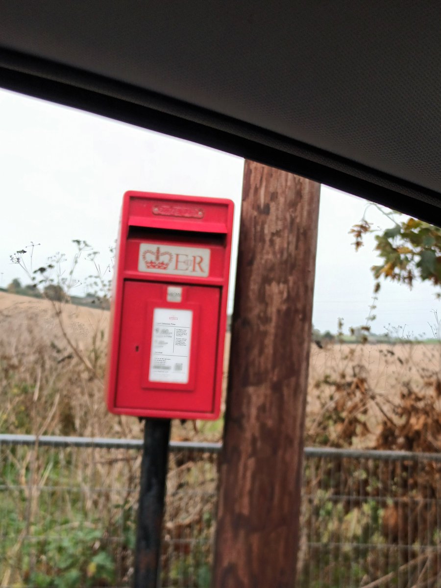 MelJD46's tweet image. Apologies for this woeful picture for #postboxsaturday #ShottendaneRd #Margate was the venue