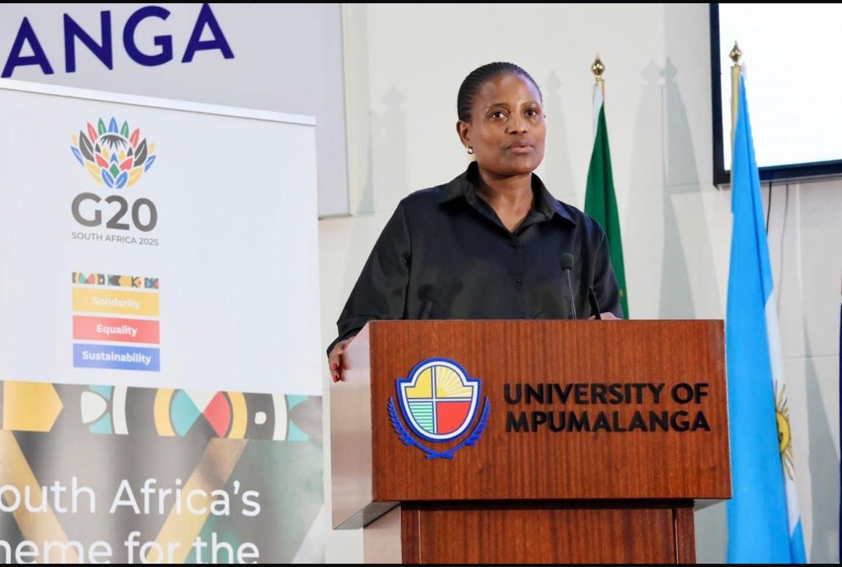 South African Union of Students tweet media