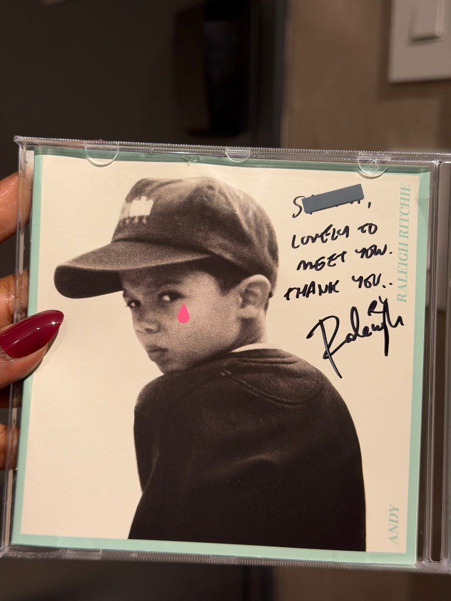 yoncedulac's tweet photo. still can’t process this happened …
thank you Jacob for being the sweetest 🥹🫂 https://t.co/4ll9UUaUbJ