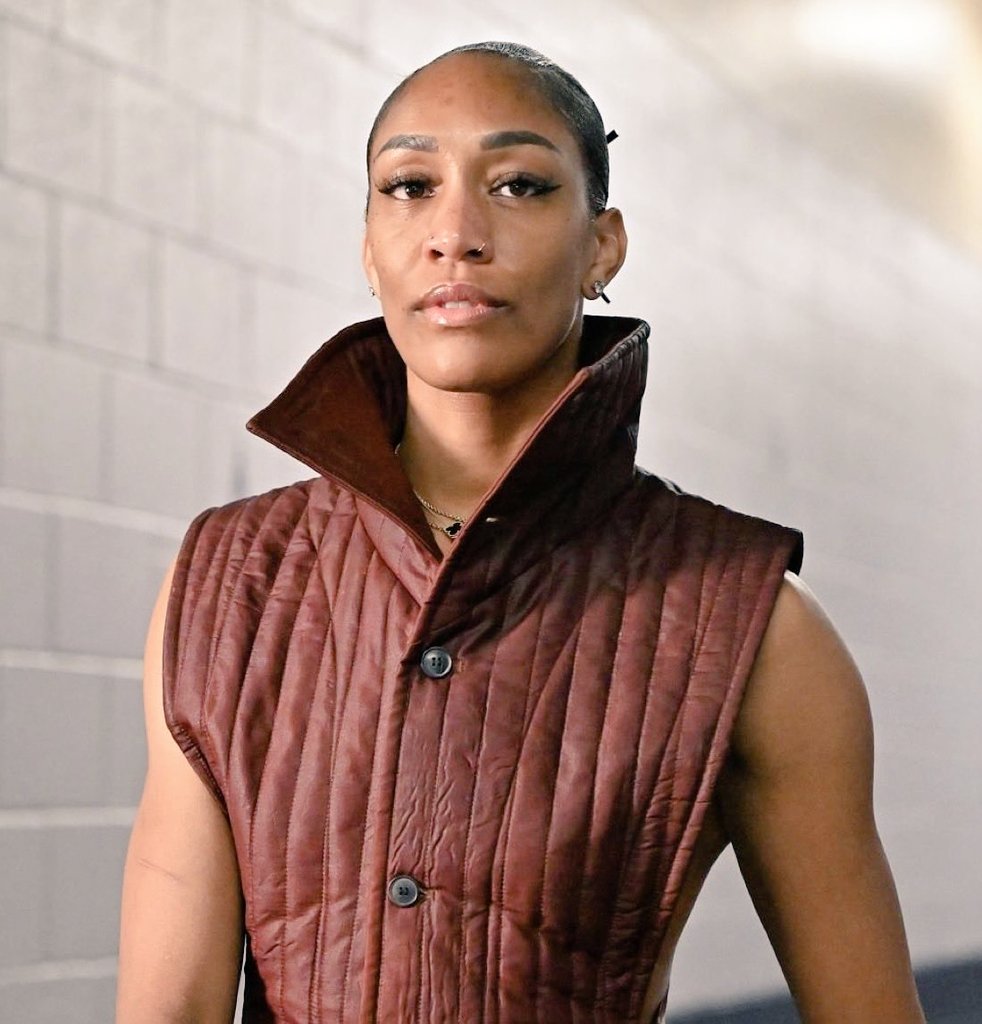Kohlliers's tweet image. A’ja Wilson just became the first player ever — WNBA or NBA — to win Scoring Title, MVP, DPOY, and Finals MVP in the same season, per @espn.
That’s not greatness. That’s history.🐐🔥