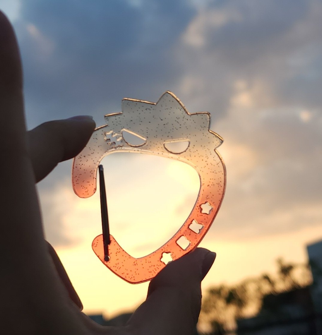 💥바캇짱 부활 기념 오시로서 뭐라도 하고싶어 소소하게 여는  RT 이벤트💥

RT 해주신 분들 중 1분 추첨하여
바쿠이치고 반투명 카라비너 보내드립니다!💥🍓

추첨은 10월 15일!