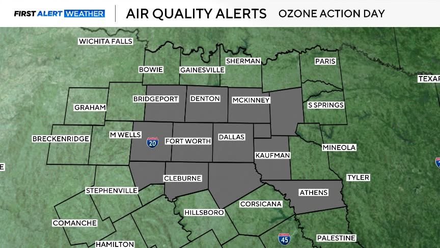 LBostwickWX's tweet image. Good Saturday😎🏈 It’s college game day… #OU or #UT?

It will be hot this weekend with a high near 90 and mostly sunny skies. 

#Saturday there is an air quality alert for ozone, those who have respiratory or heart related illnesses are advised to limit outdoor exposure today.
