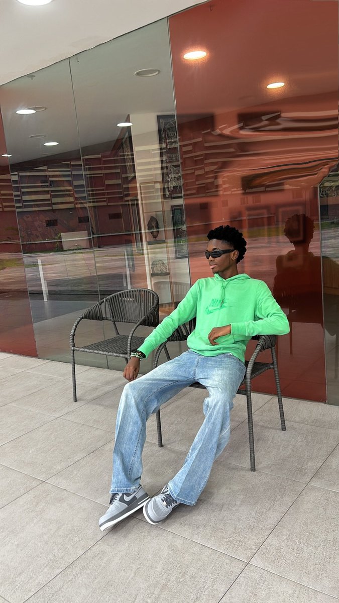 oluwaSEYI 🌶️ tweet media