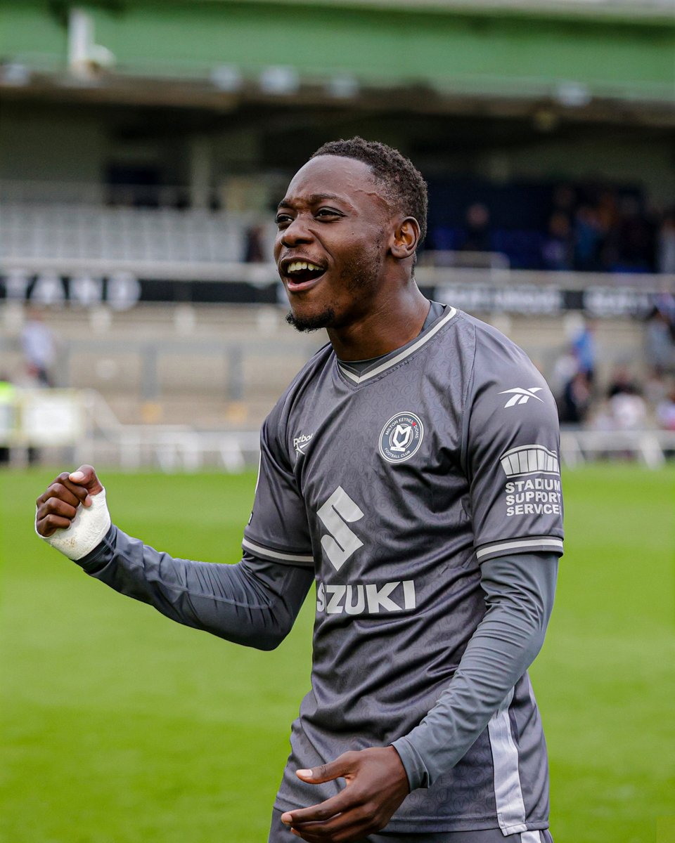 MKDonsFC's tweet photo. YOUUUUUUUU DONNNNNNNNS! 🩶

#COYD https://t.co/58rAnc88M7